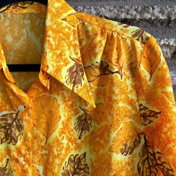 Vintage 70s Dagger Point Collar Orange Leaf Print Nylon Blouse - Picture 5 of 5